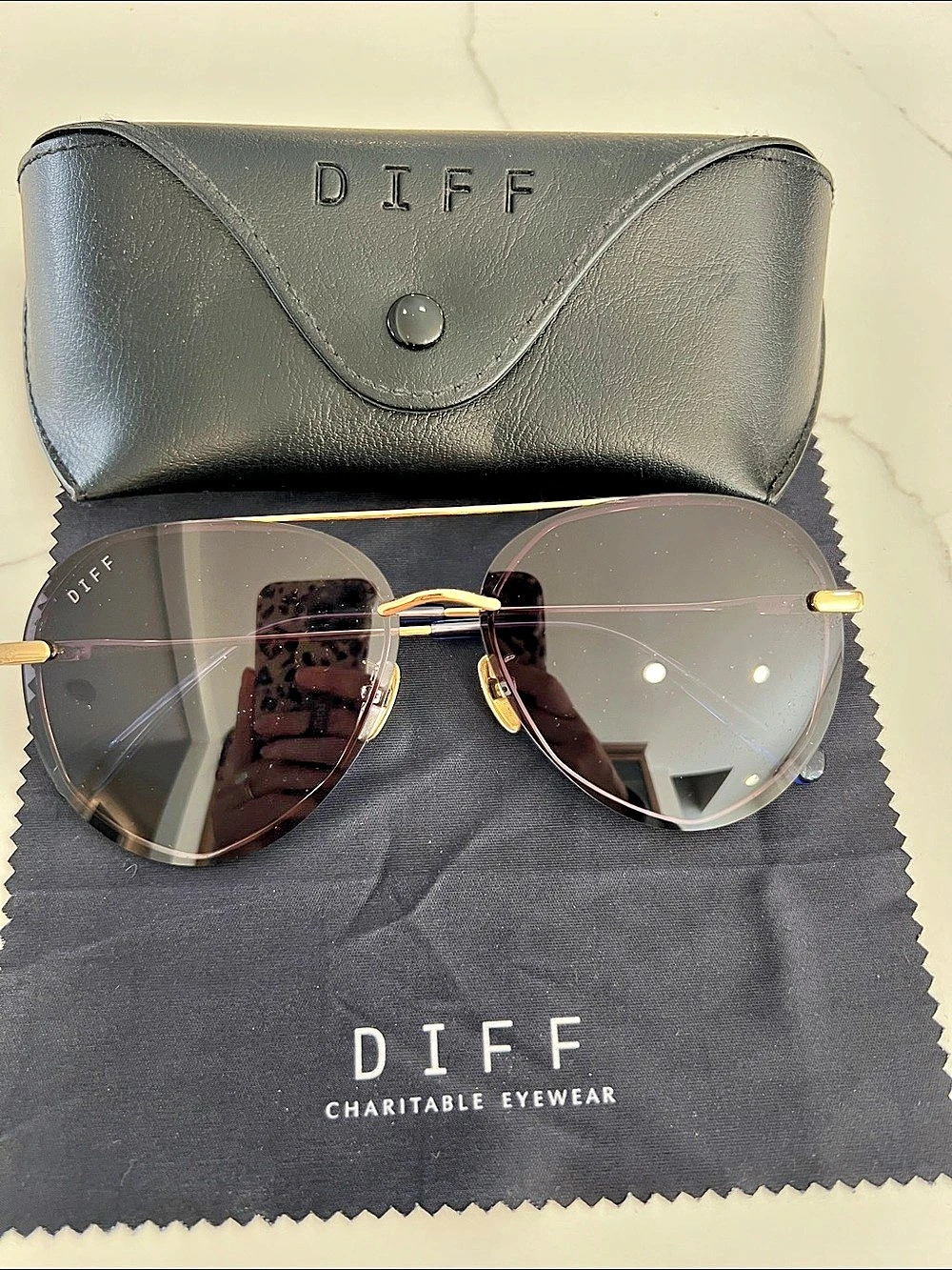 DIFF Aviator Sunglasses in Blue & Gold Like New